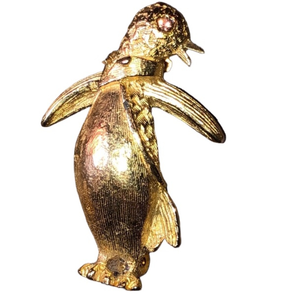 🐧Vintage Penguin Brooch